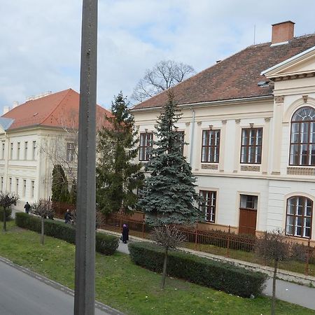 M-Apartment Szombathely Exterior photo