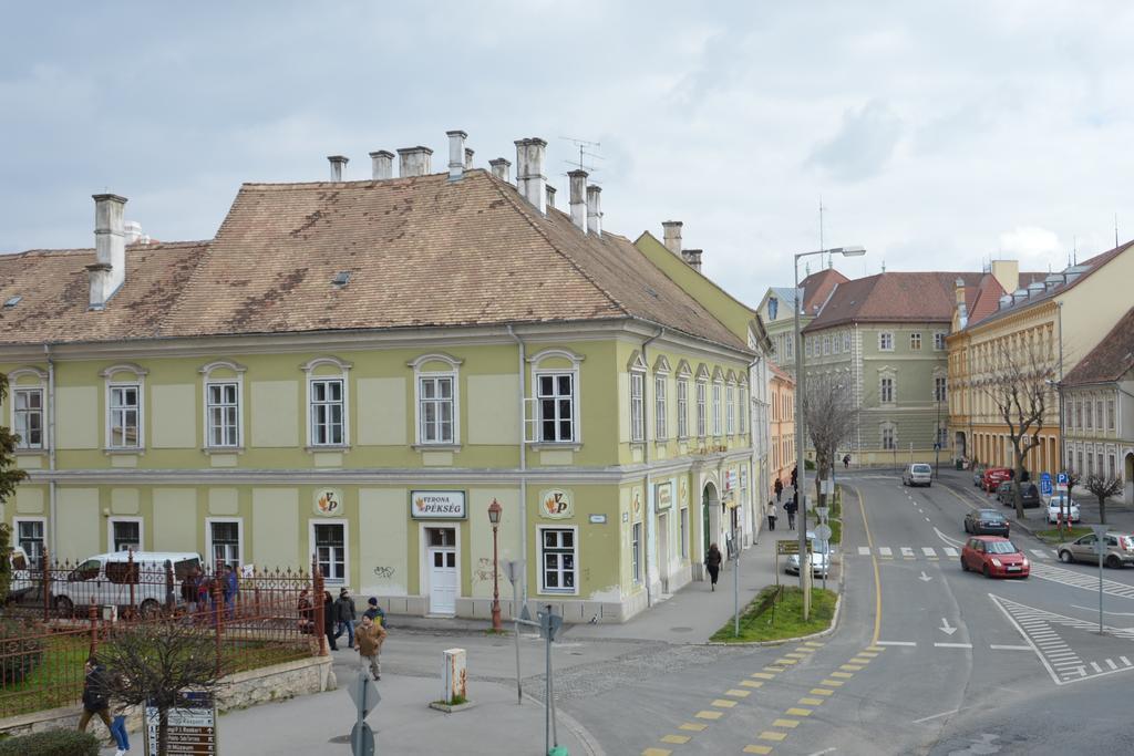 M-Apartment Szombathely Exterior photo